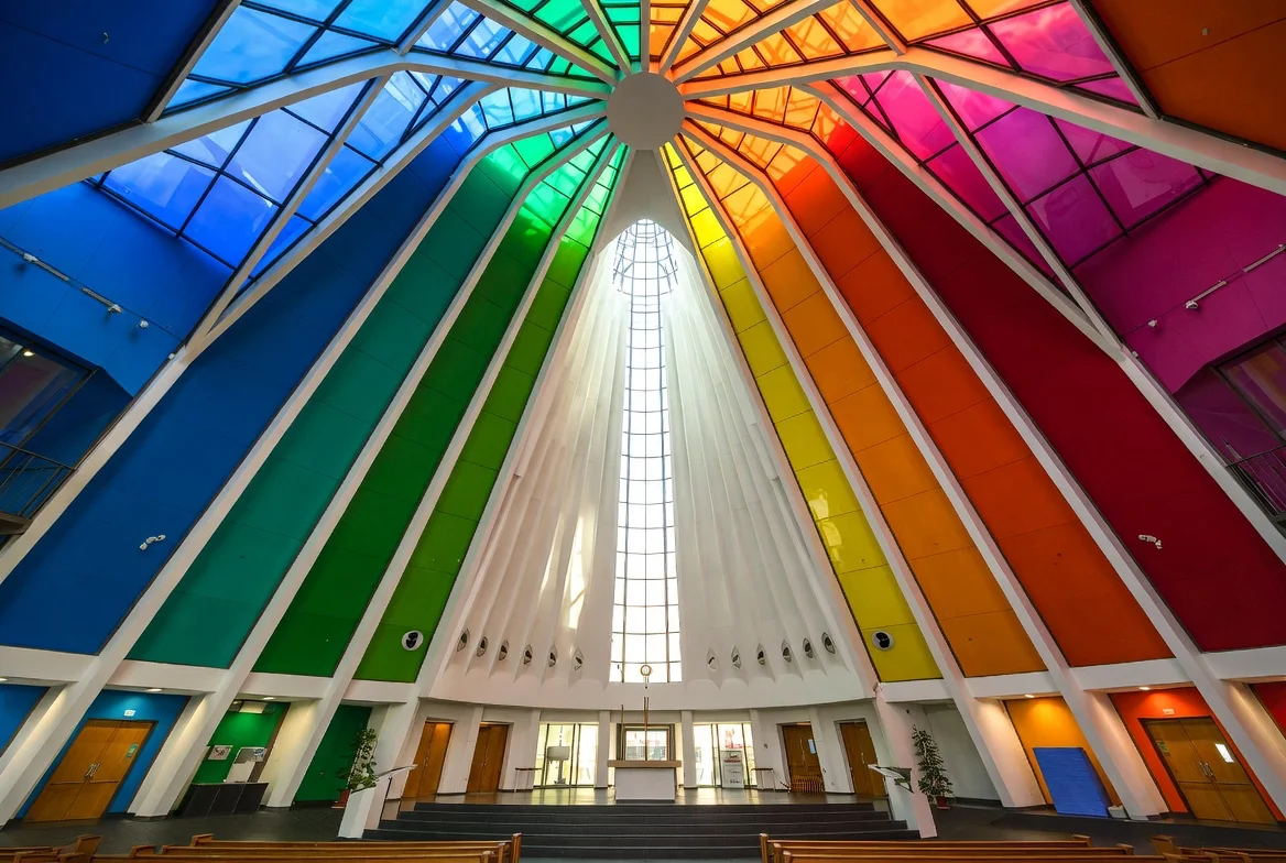 „Die Saat des Hasses“ – Kirche predigt gegen rechts und für Vielfalt