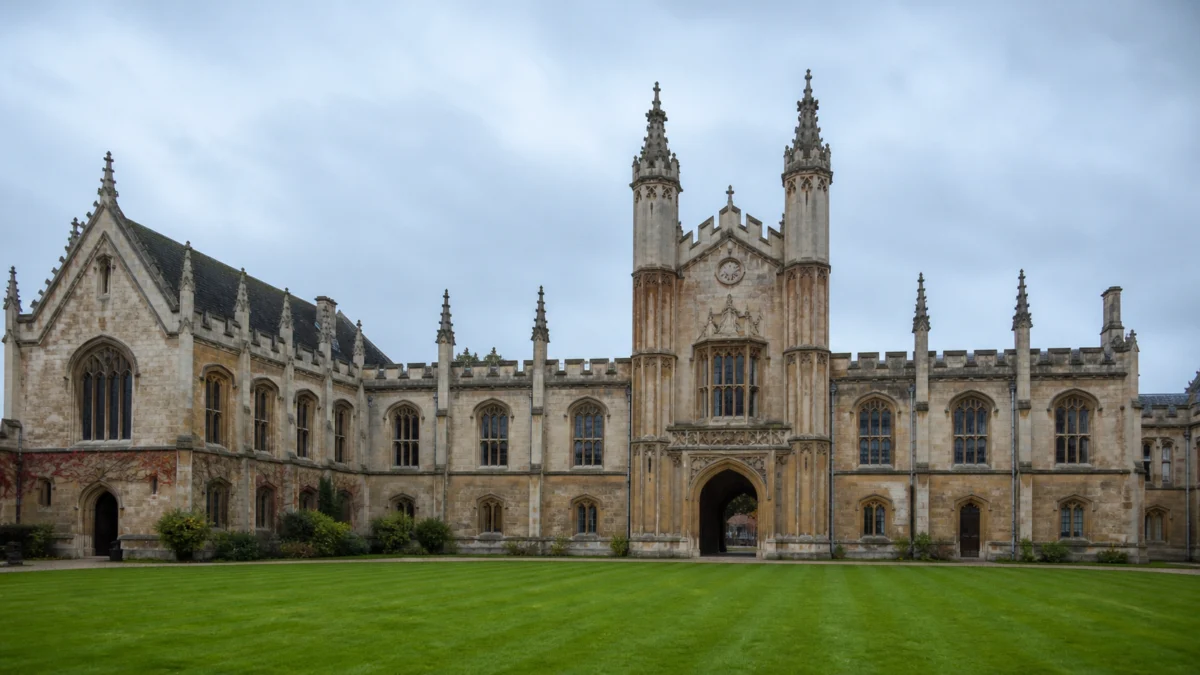 Historisches Universitätsgebäude in Cambridge